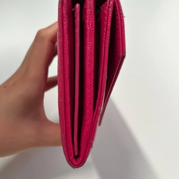 Yves Saint Laurent Pink Quilted Leather Wallet - Picture 4 of 9